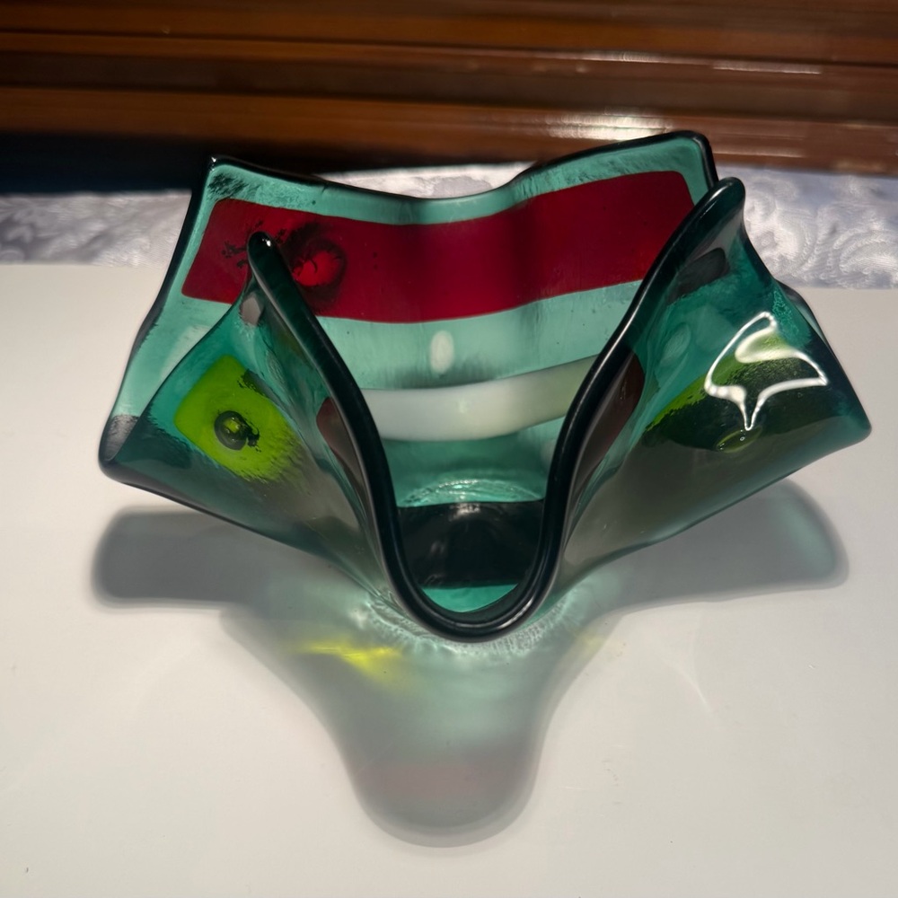 Vintage mid-century modern Italian Free Form art glass bowl